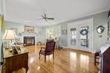2476 Vaucluse Road - Photo 11