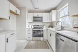 9 Roselle Avenue - Photo 12