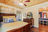 1317 Lakeview Drive - Photo 73