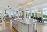 124 Fairbanks Oak Alley - Photo 14
