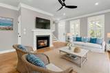 1135 Thrower Street - Photo 6