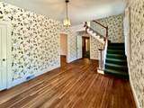 940 Ellis Avenue - Photo 2
