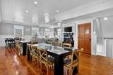 10 10th Avenue - Photo 4