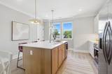 2009 Arbutus Avenue - Photo 9