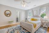 301 Richardson Avenue Avenue - Photo 47