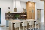 606 Simmons Street - Photo 10