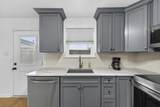 415 Parkdale Drive - Photo 16