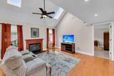 136 Stewart Street - Photo 3