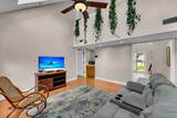 136 Stewart Street - Photo 4