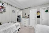 7625 Oakridge Circle - Photo 14