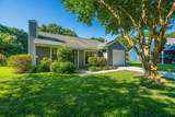 995 Oakcrest Drive - Photo 2