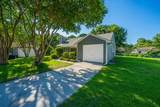 995 Oakcrest Drive - Photo 3