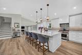 1055 Royalist Road - Photo 10
