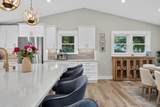 1055 Royalist Road - Photo 8