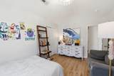 1572 Wellesley Circle - Photo 16