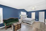 1572 Wellesley Circle - Photo 22
