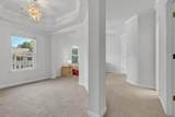 305 Pickering Lane - Photo 24