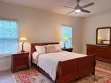 408 Elgin Court - Photo 14