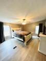 734 Henry Street - Photo 11