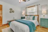 1204 Midvale Avenue - Photo 18