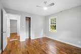 2604 Oakridge Circle - Photo 19