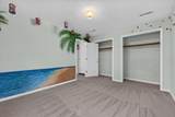 947 Foxcroft Road - Photo 32
