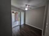 186 Dorchester Manor Boulevard - Photo 22