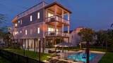 615 Beach Court - Photo 1