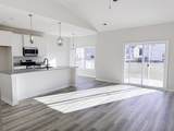 352 Woodberry Drive - Photo 2