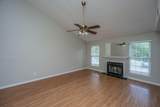 7945 Edgebrook Circle - Photo 11