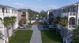 305 Queens Court - Photo 14