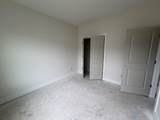 709 Rumbling Leaf Lane - Photo 20