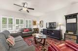 203 Pickering Lane - Photo 4