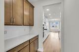 704 Maynard Lane - Photo 8