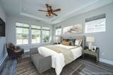566 Four Seasons Boulevard - Photo 4