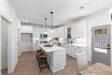 548 Hayes Pk Boulevard - Photo 17