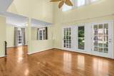 107 Westminster Avenue - Photo 10