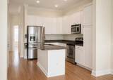 204 Michigan - Photo 4