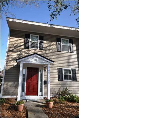 411 Carriage Lane - Photo 1