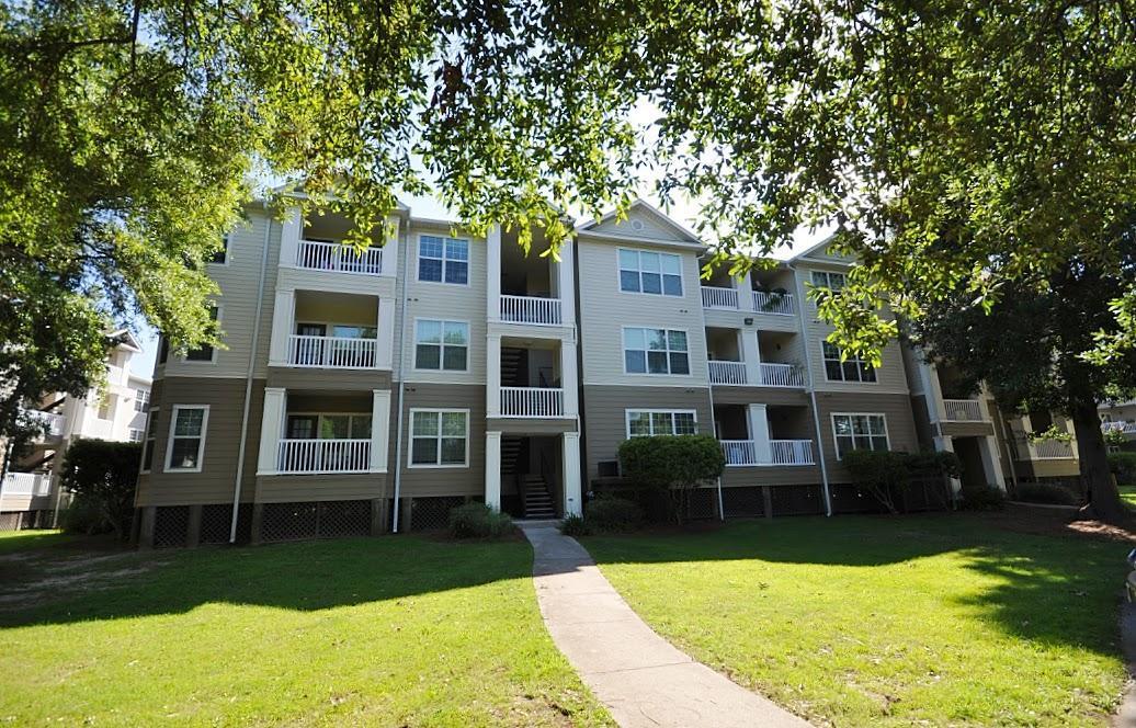 700 Daniel Ellis Drive - Photo 1