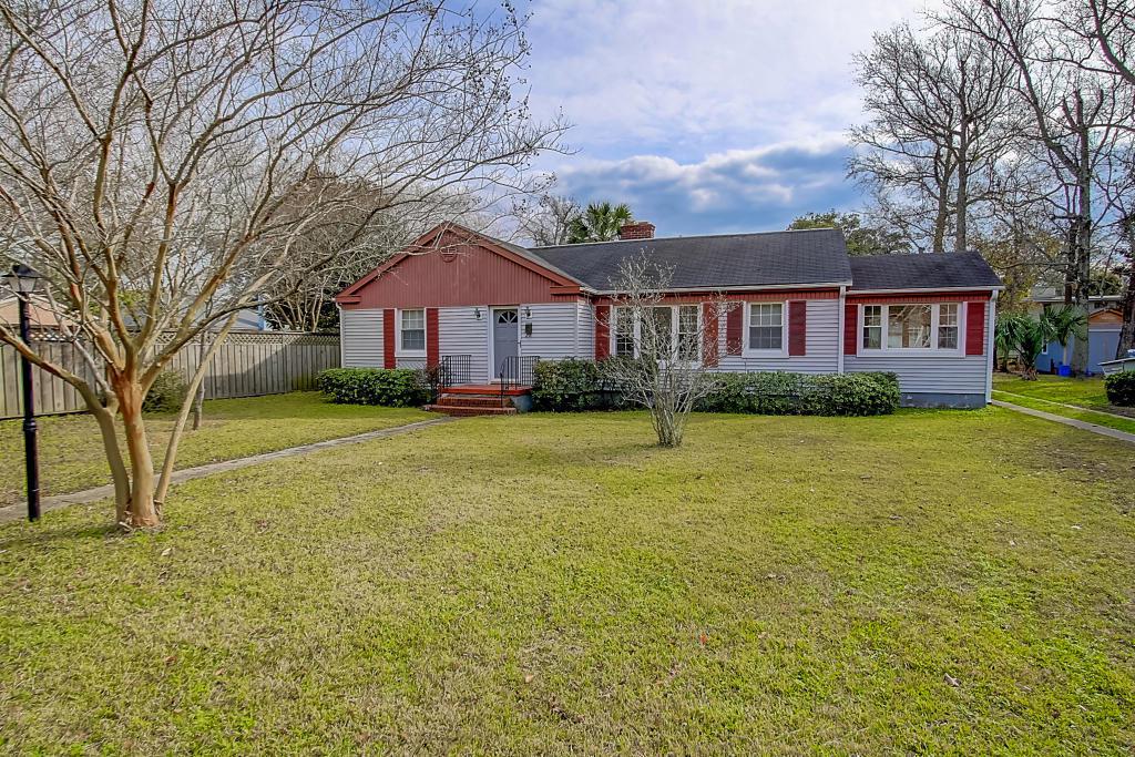 1 Riverdale Drive, Charleston, SC 29407 (#17000812) :: The Cassina Group