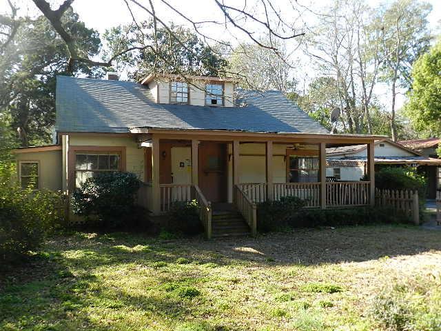 425 Riverland Drive - Photo 1