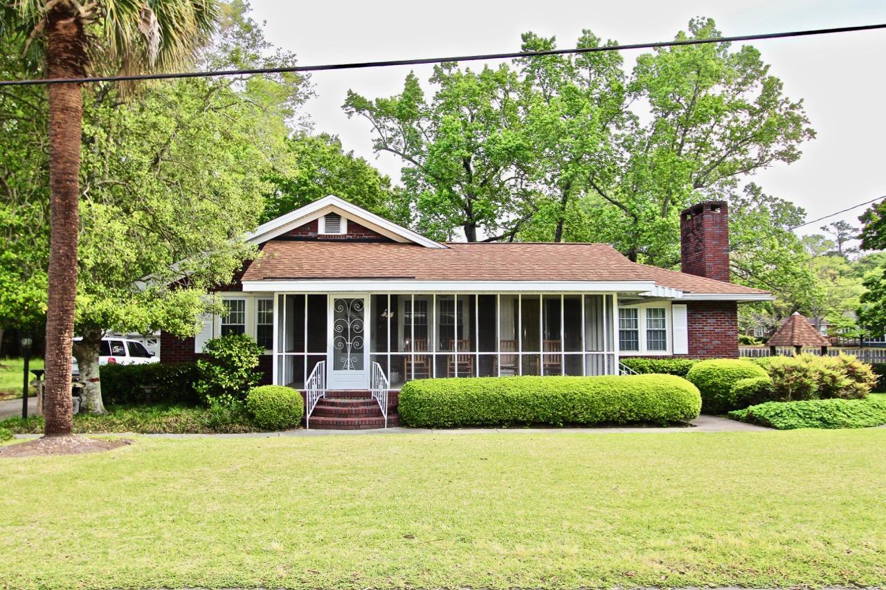 109 7th North Street - Photo 1