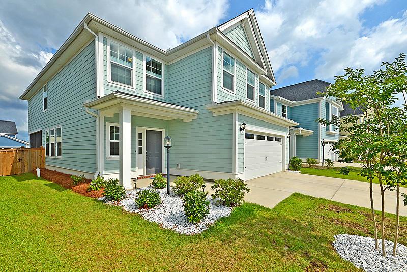 514 Alderly Drive - Photo 1