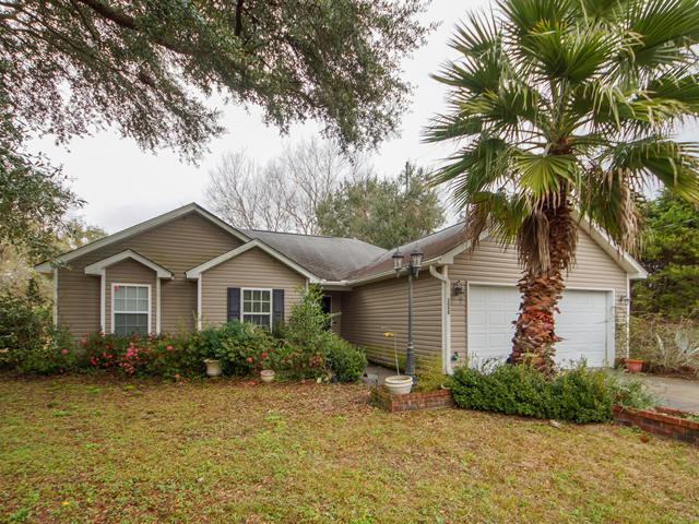 1054 Fort Johnson Road - Photo 1