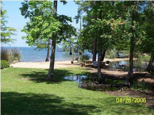 104 Chapel Hill Drive - Photo 1