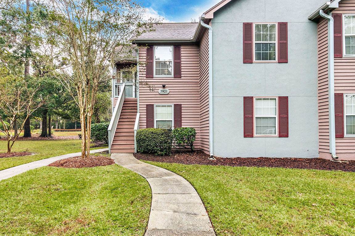 7921 Cricket Court - Photo 1