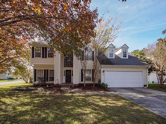 101 Franklin Court - Photo 1