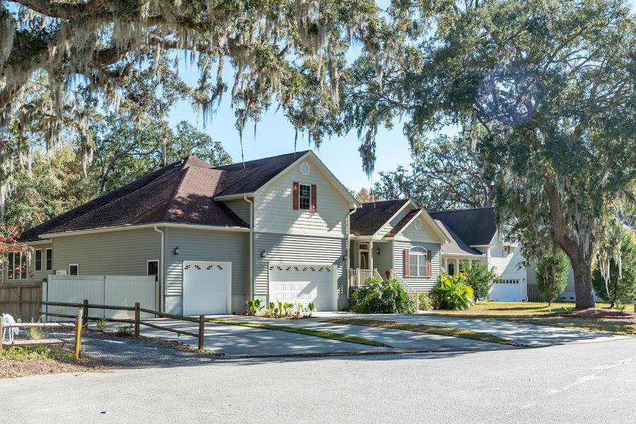 682 Edentree Place - Photo 1