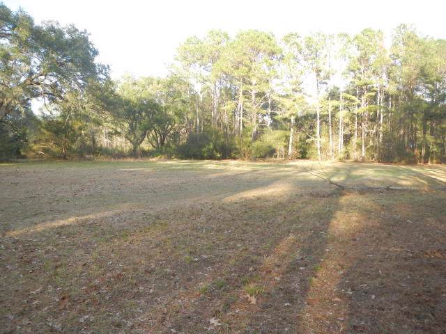 4160 River Road - Photo 1